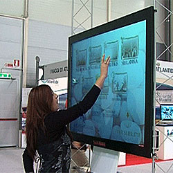 applicazione sistemi interattivi touch screen scenes laserzag